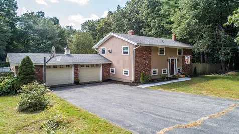 72 Walnut Avenue North Hampton NH 03862
