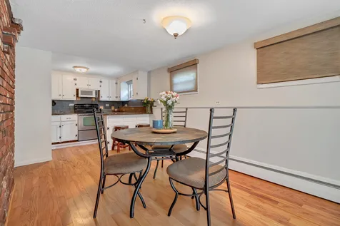 72 Walnut Avenue North Hampton NH 03862