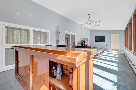 72 Walnut Avenue North Hampton NH 03862