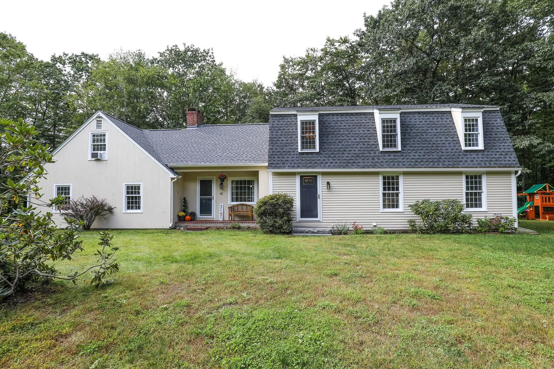 41 Oriole Drive Bedford NH 03110