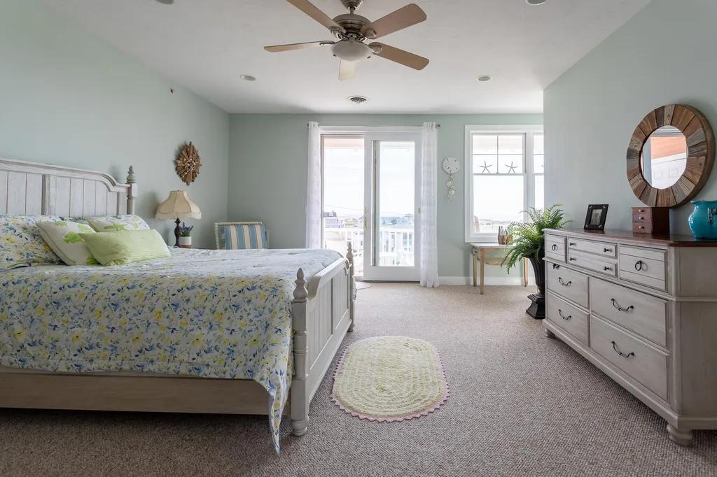 5 Ocean Boulevard Hampton NH 03842