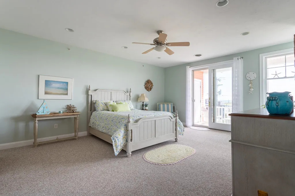 5 Ocean Boulevard Hampton NH 03842