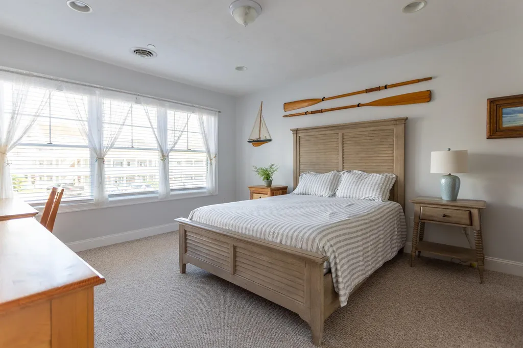 5 Ocean Boulevard Hampton NH 03842