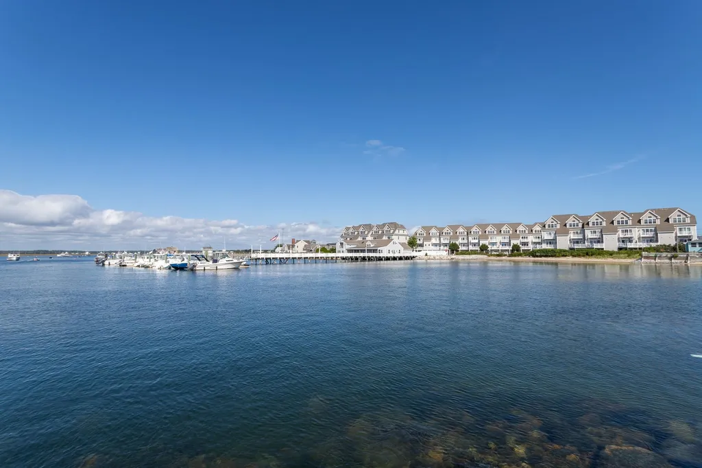 5 Ocean Boulevard Hampton NH 03842
