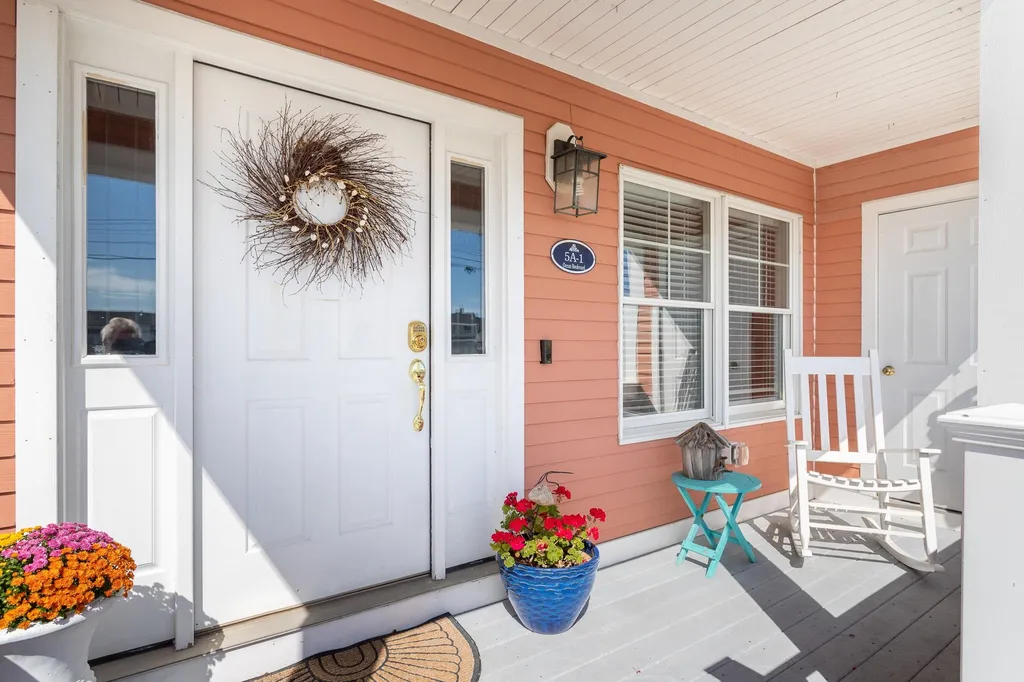 5 Ocean Boulevard Hampton NH 03842