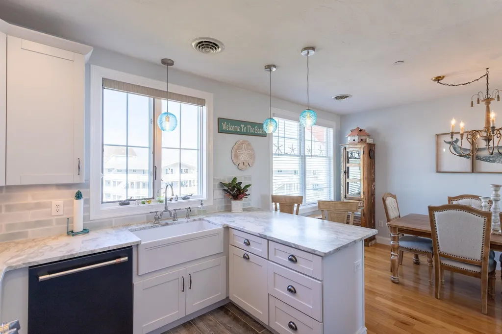 5 Ocean Boulevard Hampton NH 03842
