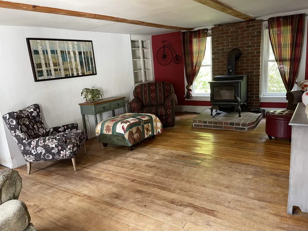11 Truland Street Laconia NH 03246