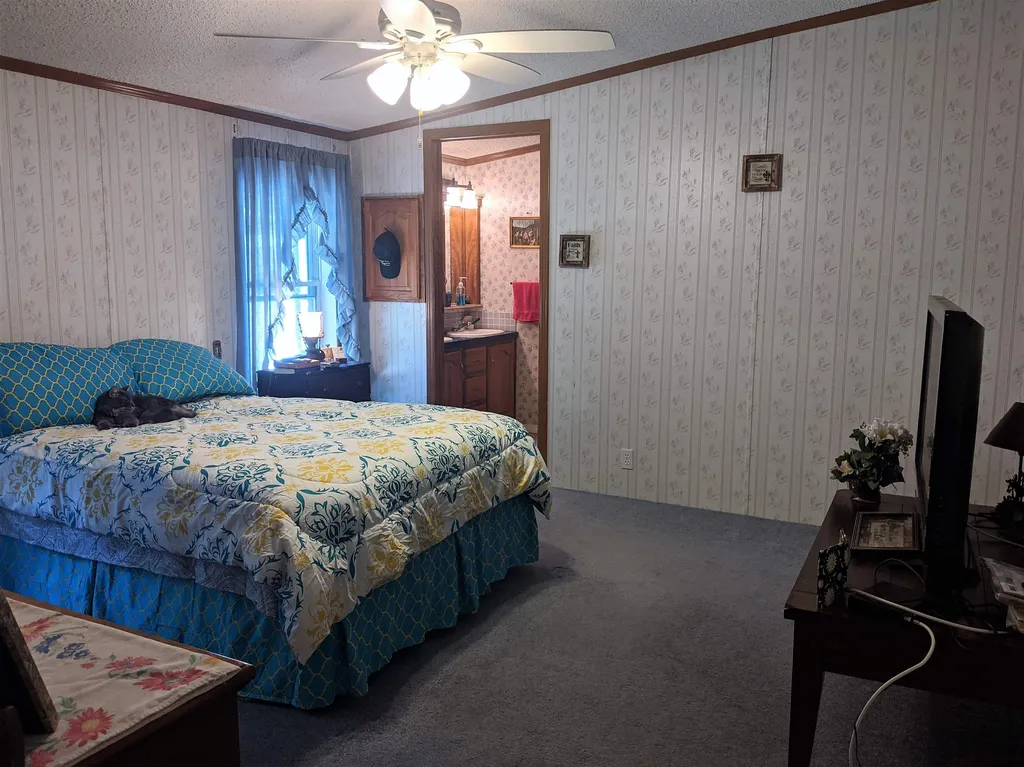 120 Hillside Lane Royalton VT 05068