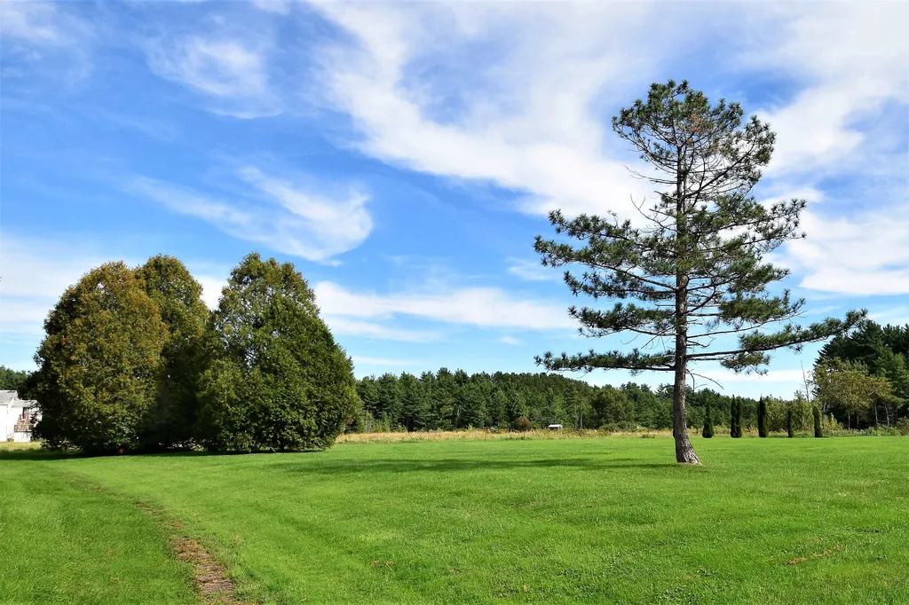 39 Saybrook Road Essex VT 05452