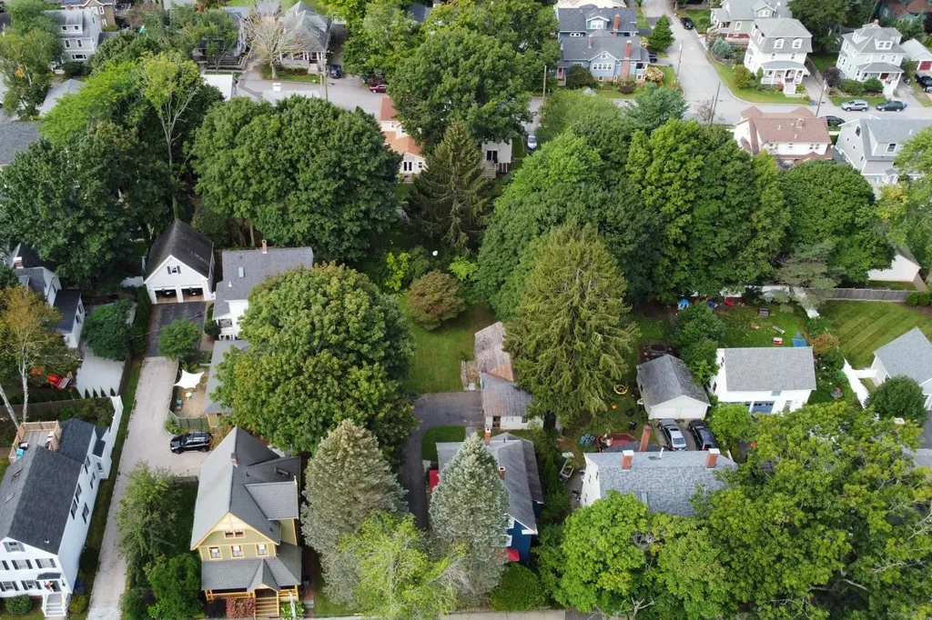 232 Wibird Street Portsmouth NH 03801