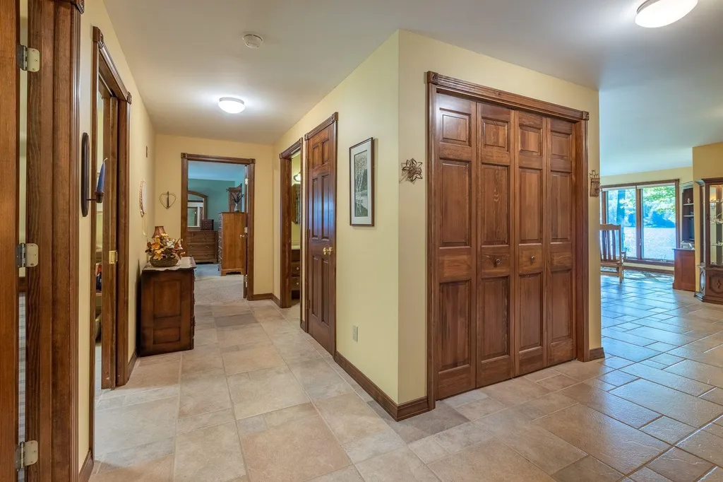 713 Halls Lake Road Newbury VT 05051