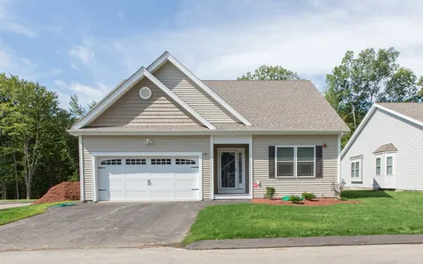 68 Abacoa Road Pelham NH 03076
