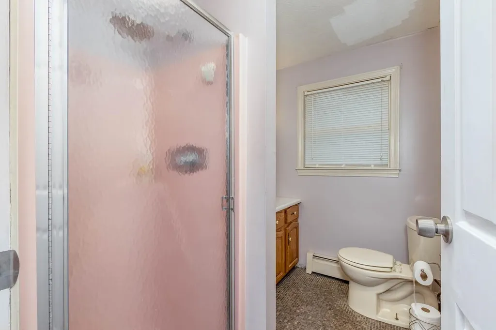 17 Hyacinth Drive Nashua NH 03062
