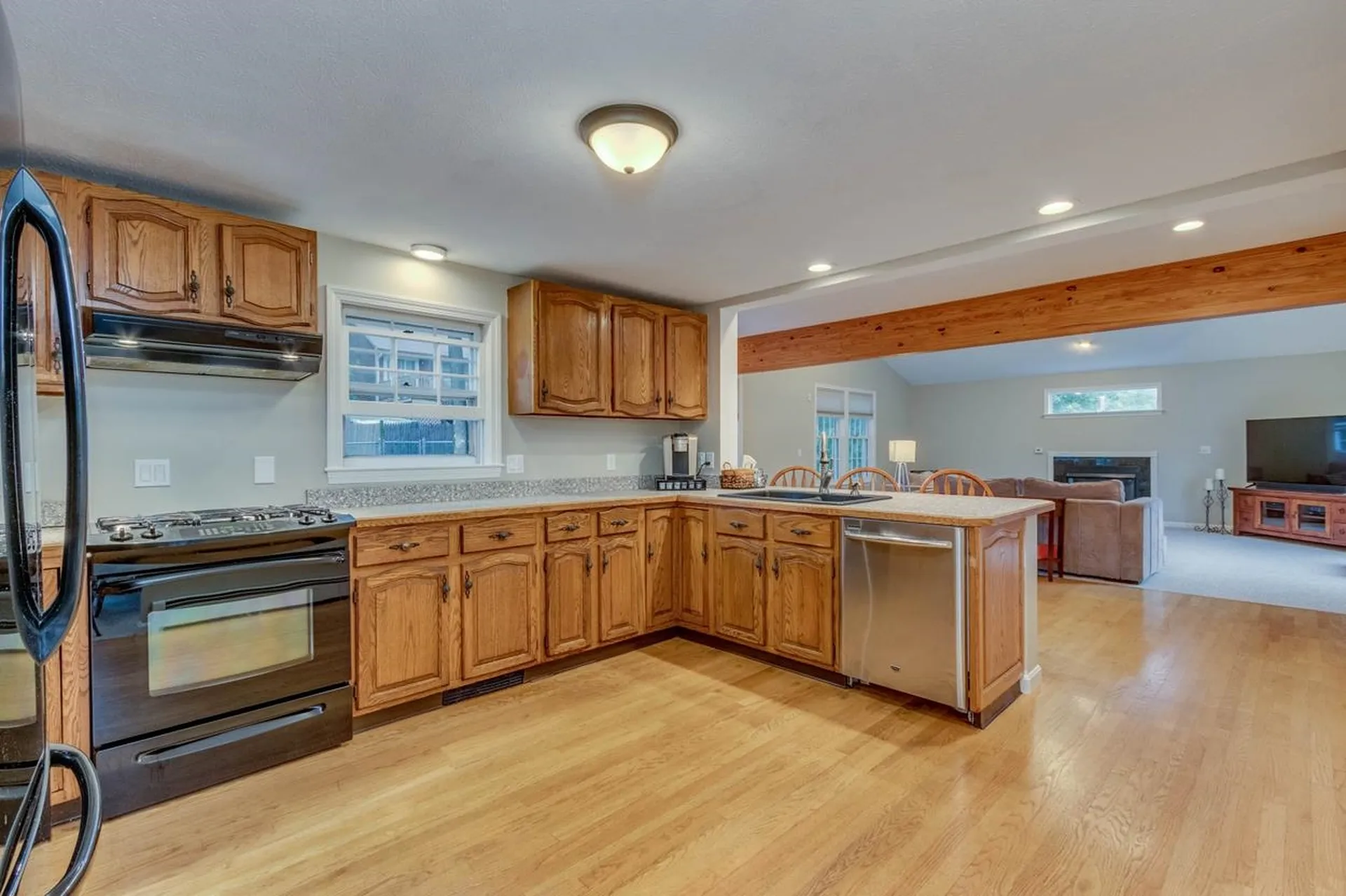17 Hyacinth Drive Nashua NH 03062
