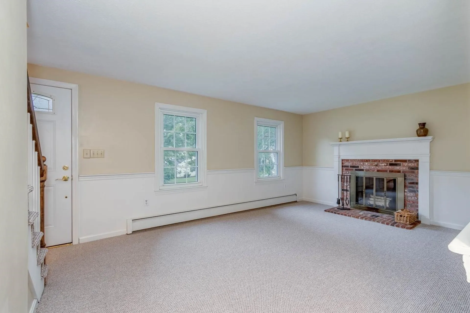 17 Hyacinth Drive Nashua NH 03062