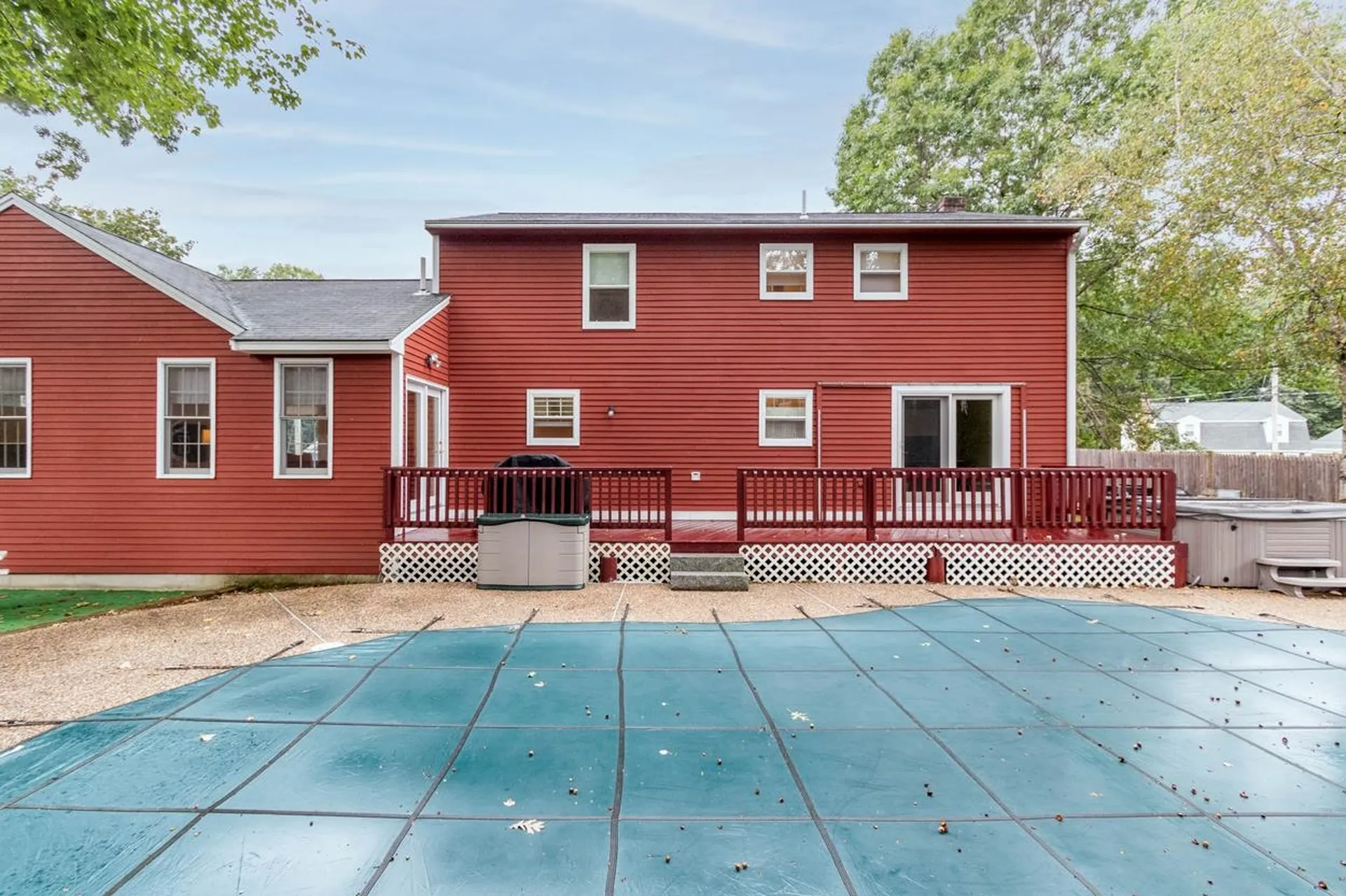 17 Hyacinth Drive Nashua NH 03062