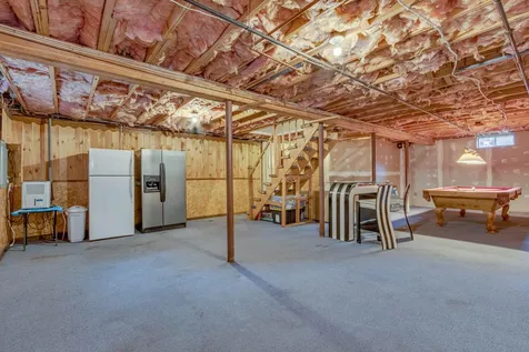 17 Hyacinth Drive Nashua NH 03062