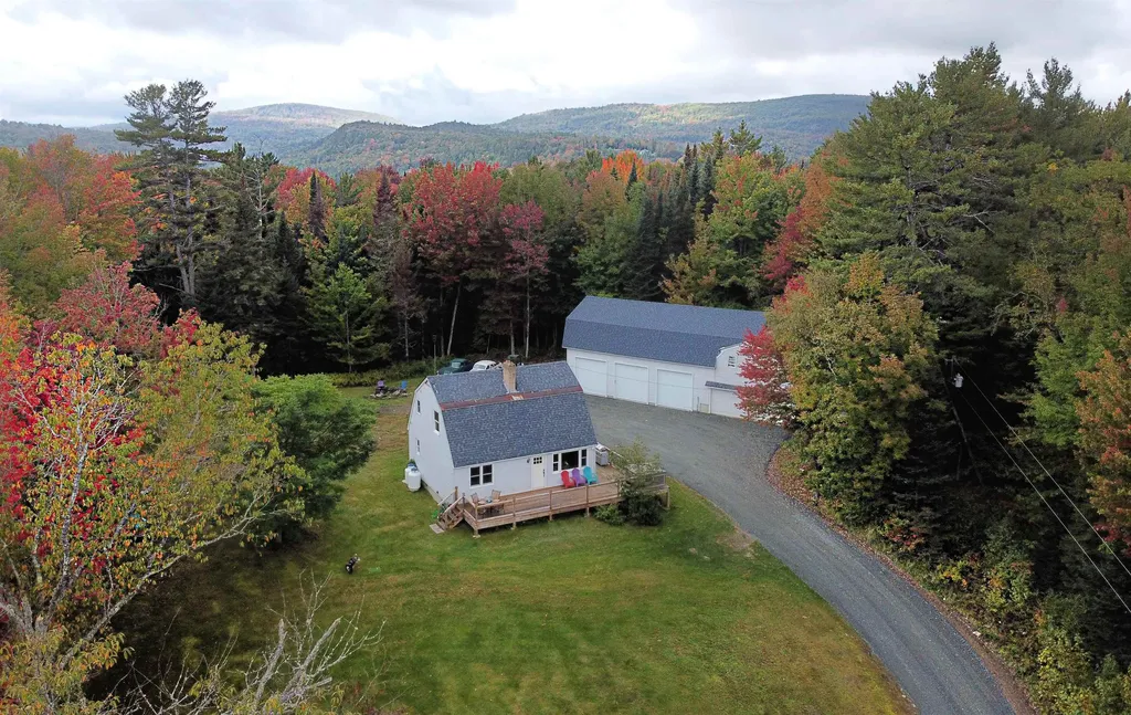 636 Old County Road North Waterford VT 05819