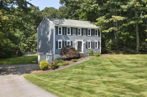 4 Tyler Drive Londonderry NH 03053