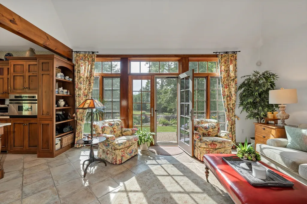 35 Prescott Road Sandwich NH 03227