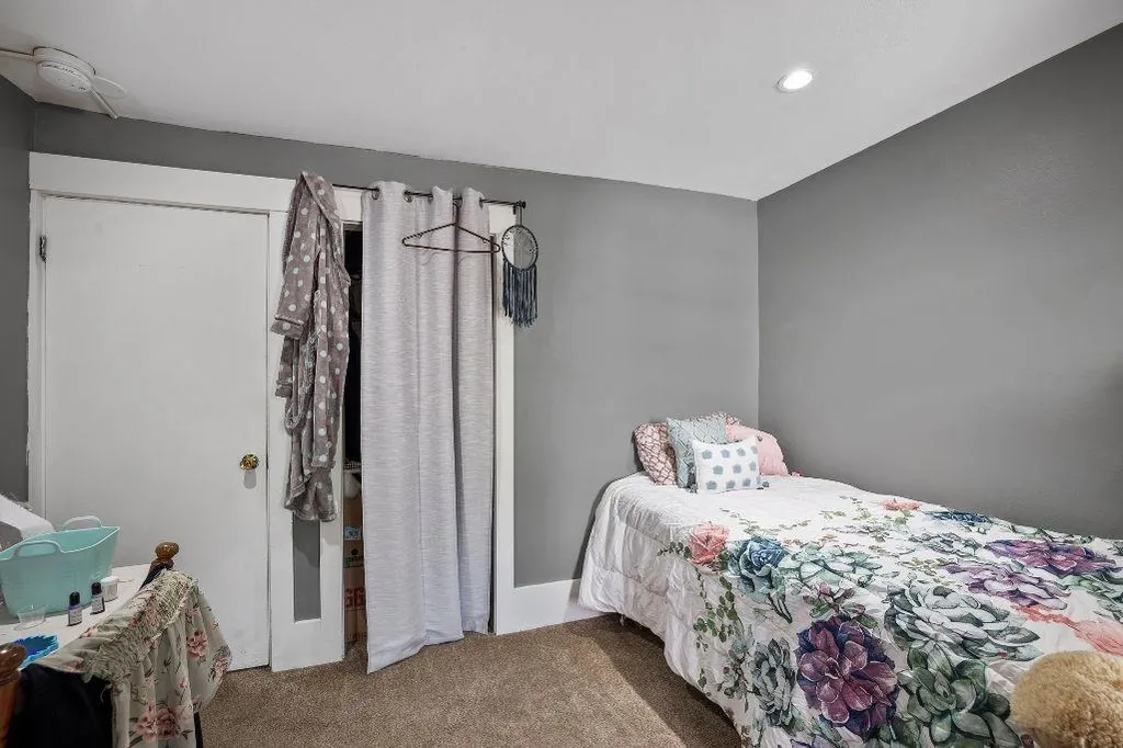 25-27 Grove Street Laconia NH 03246