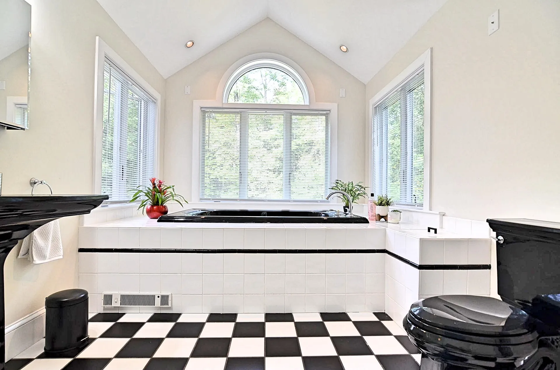 181 Plains Road Andover NH 03216