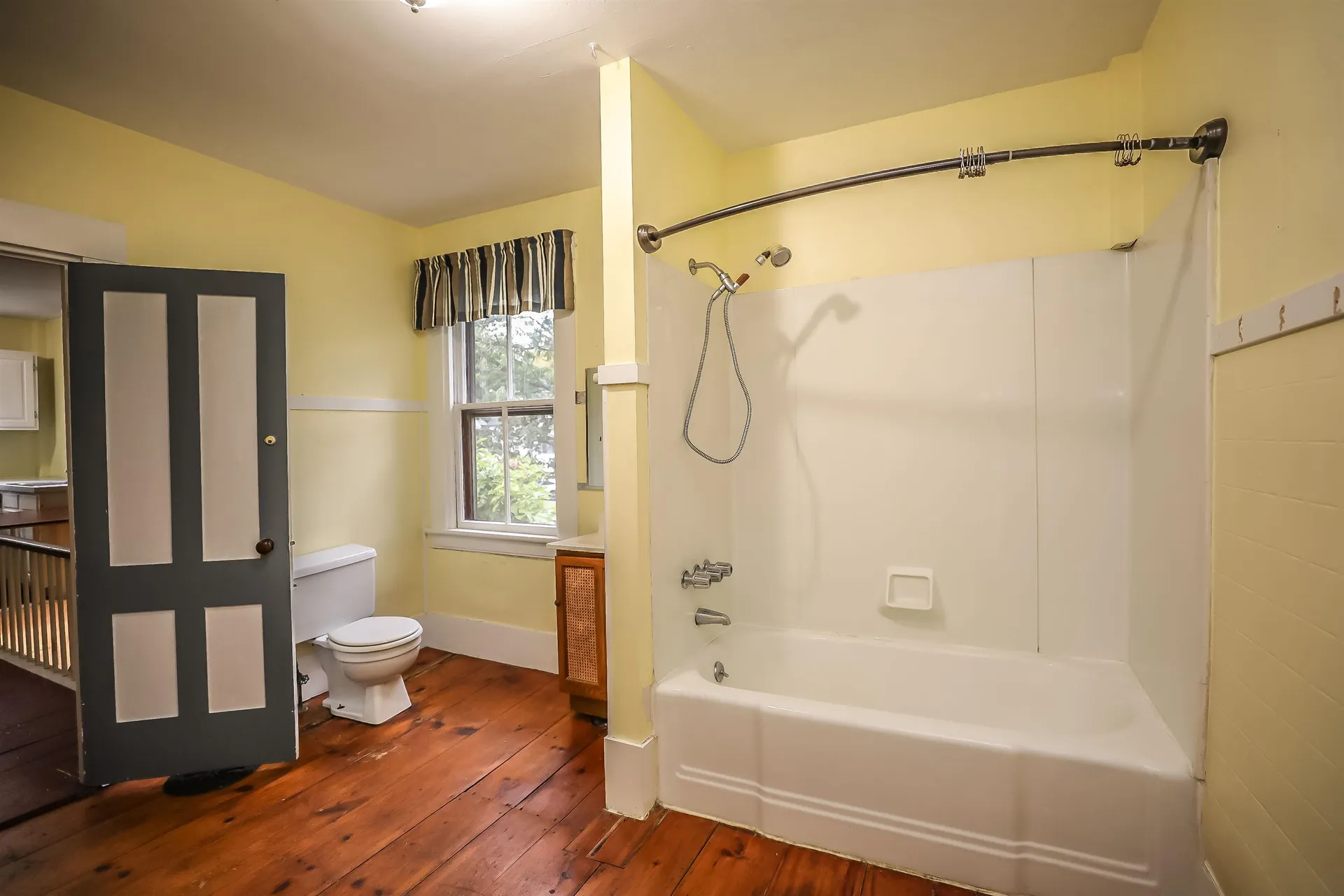 29 Souhegan Street Milford NH 03055