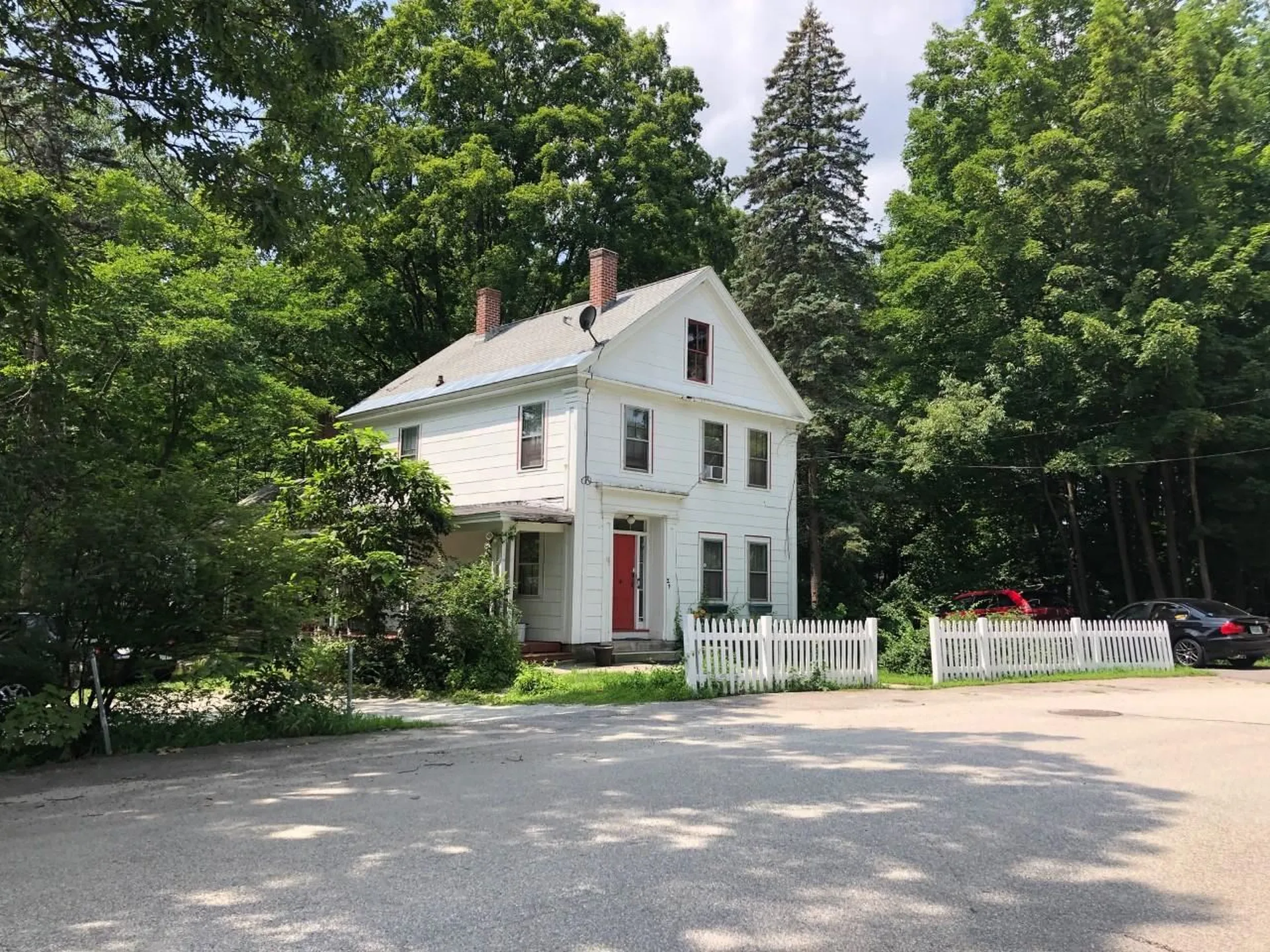 29 Souhegan Street Milford NH 03055