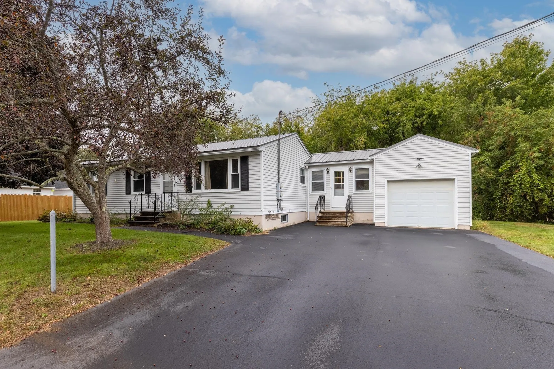 103 Maple Street Somersworth NH 03878