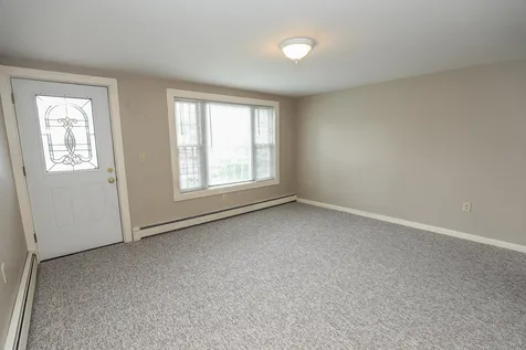 80 Mast Road Manchester NH 03102