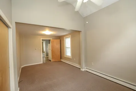 80 Mast Road Manchester NH 03102