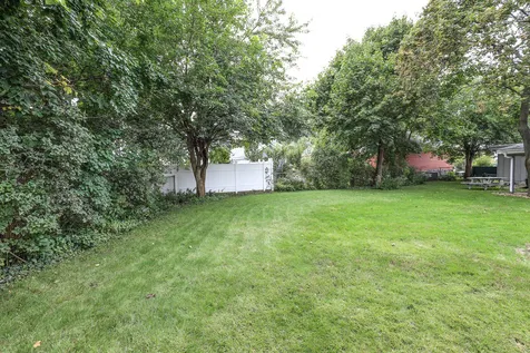 80 Mast Road Manchester NH 03102