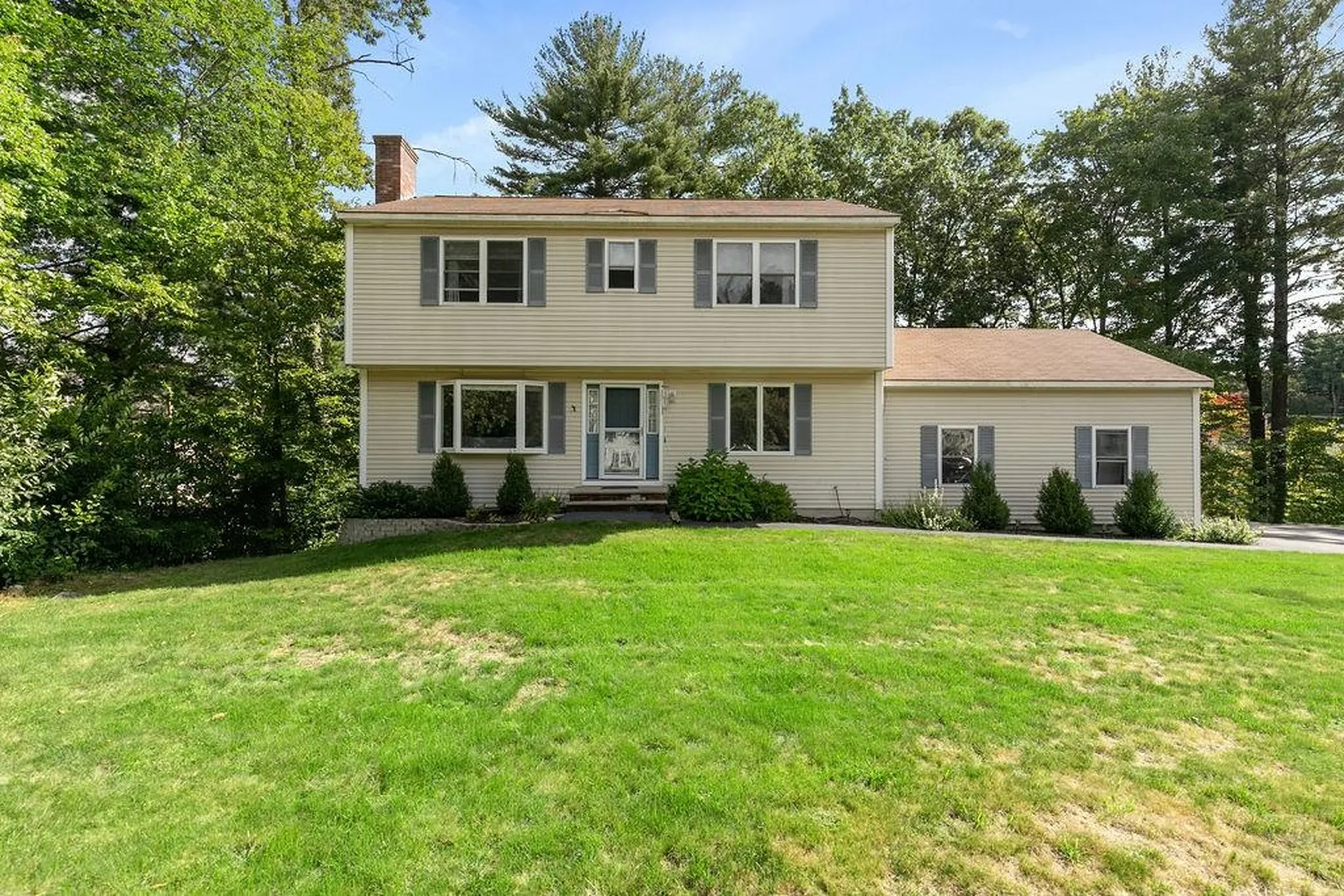 3 Smokey Lane Nashua NH 03062