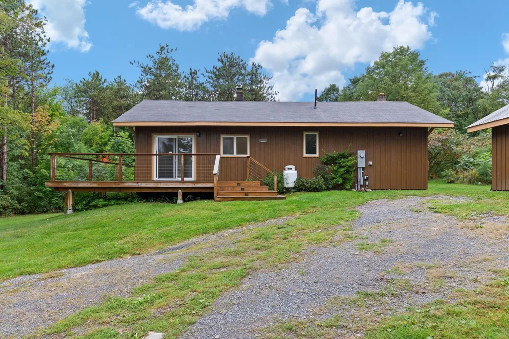 542 Lower Notch Road Bristol VT 05443