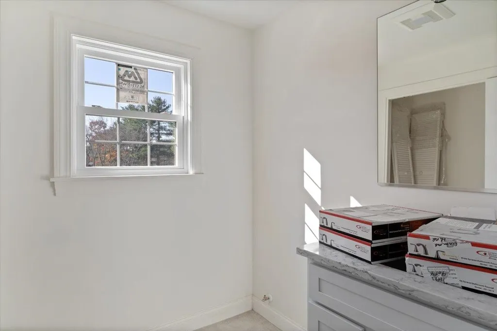 72 South Road North Hampton NH 03862