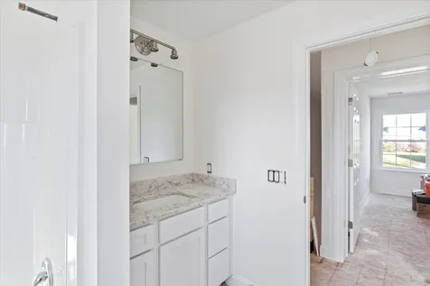 72 South Road North Hampton NH 03862