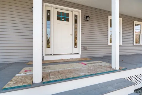 72 South Road North Hampton NH 03862