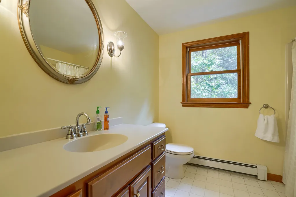 190 Pine Hill Road Weare NH 03281
