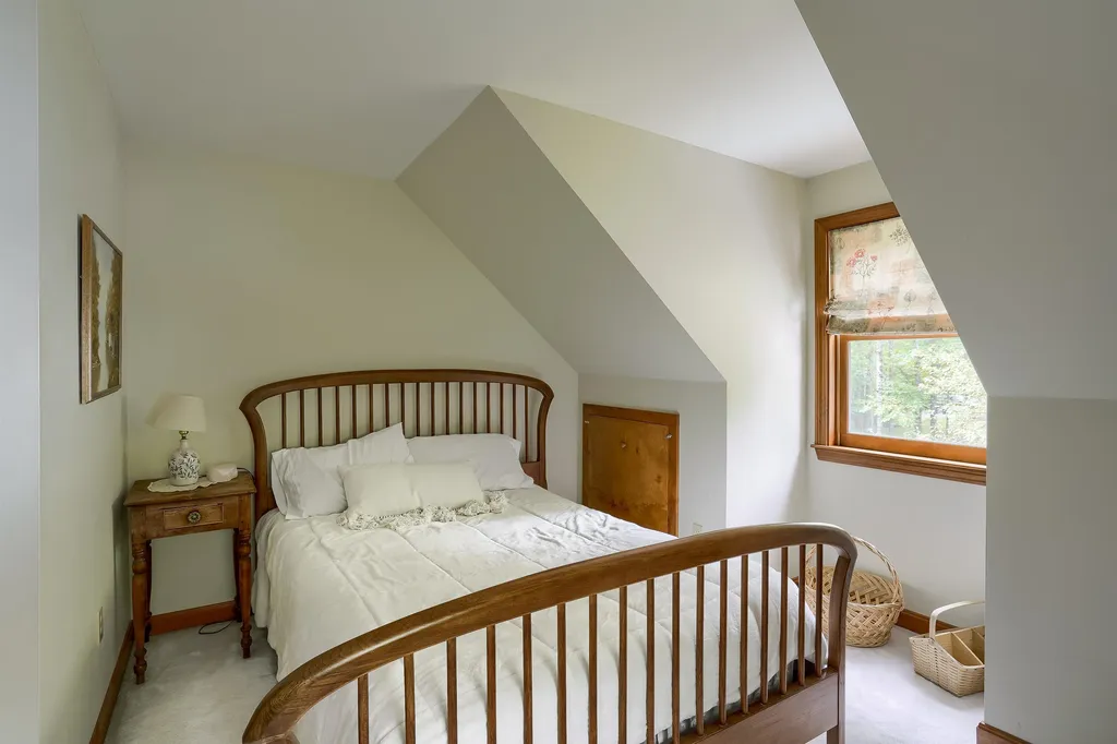 190 Pine Hill Road Weare NH 03281