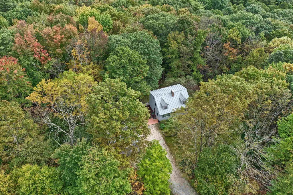 190 Pine Hill Road Weare NH 03281