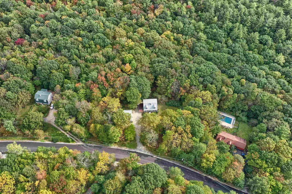 190 Pine Hill Road Weare NH 03281