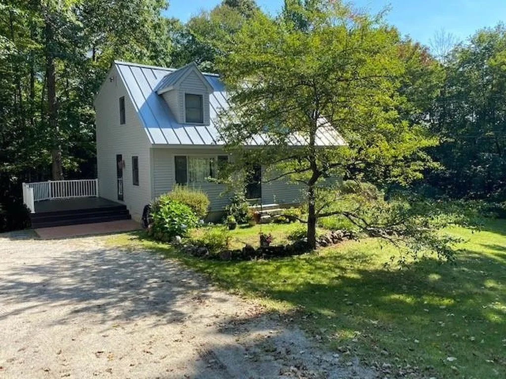 190 Pine Hill Road Weare NH 03281