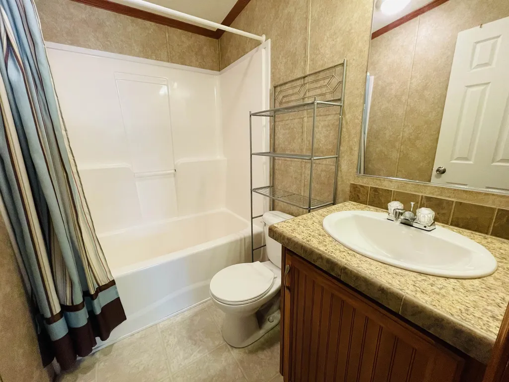 83 Beech Terrace Derry NH 03038