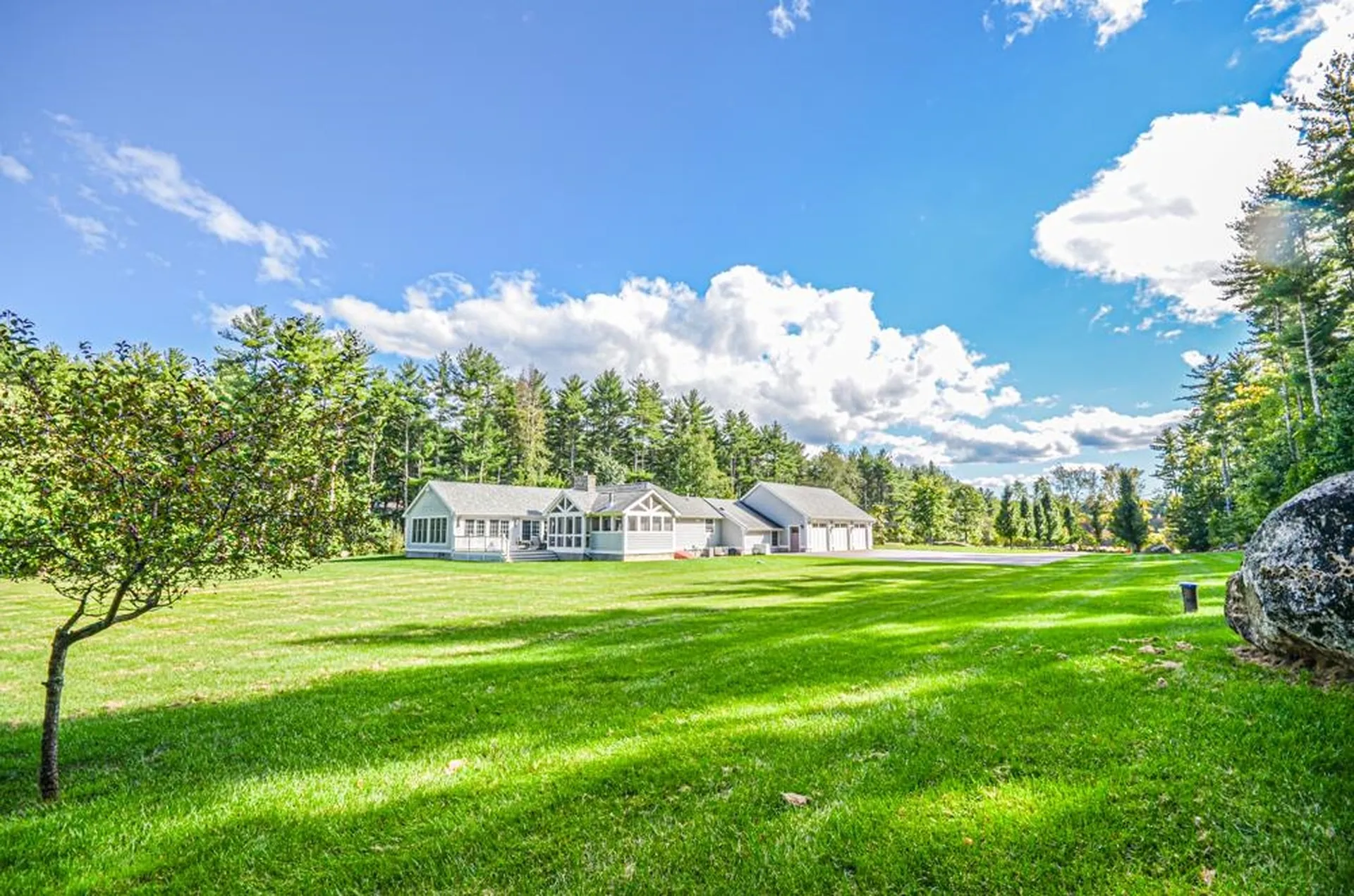 33 Meadow Road Bedford NH 03110