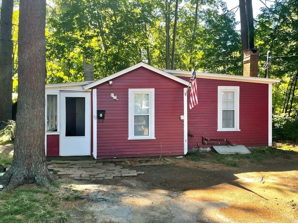 53 Highland Street Hudson NH 03051