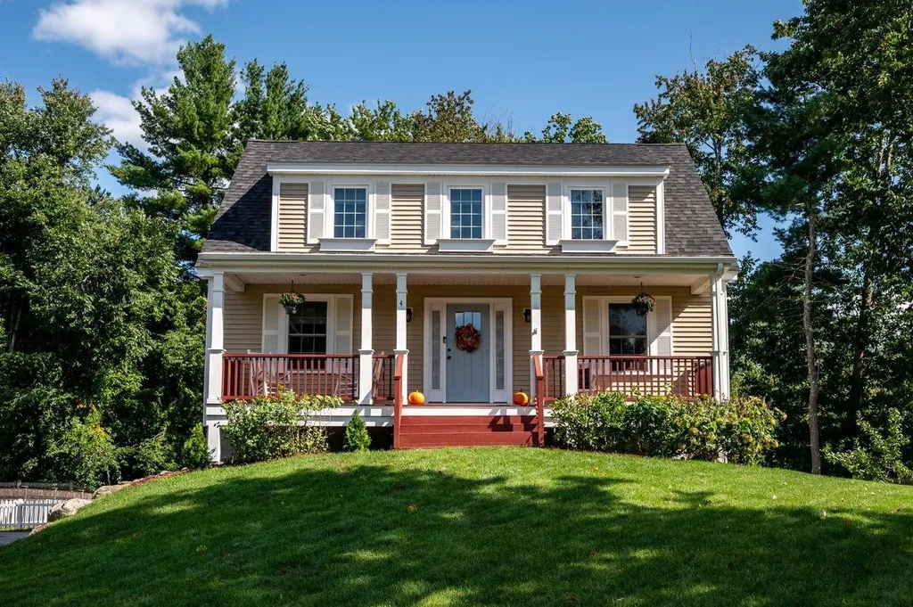 4 Squire Way Exeter NH 03833