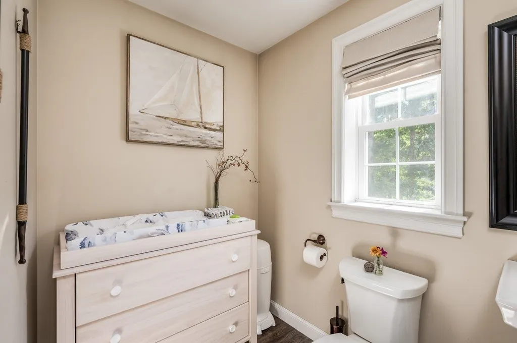 4 Squire Way Exeter NH 03833