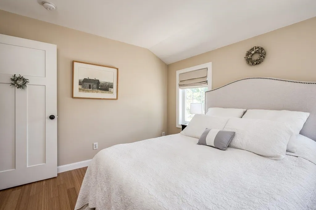 4 Squire Way Exeter NH 03833