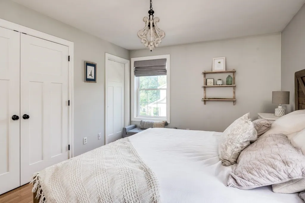 4 Squire Way Exeter NH 03833