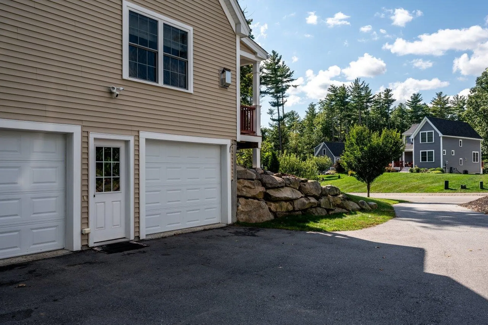 4 Squire Way Exeter NH 03833